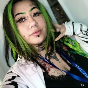 Meet your Posher, Shannon